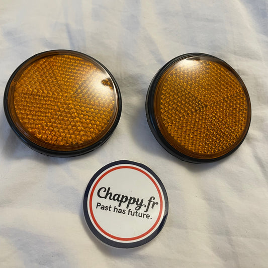 2 round Chappy Yamaha reflectors
