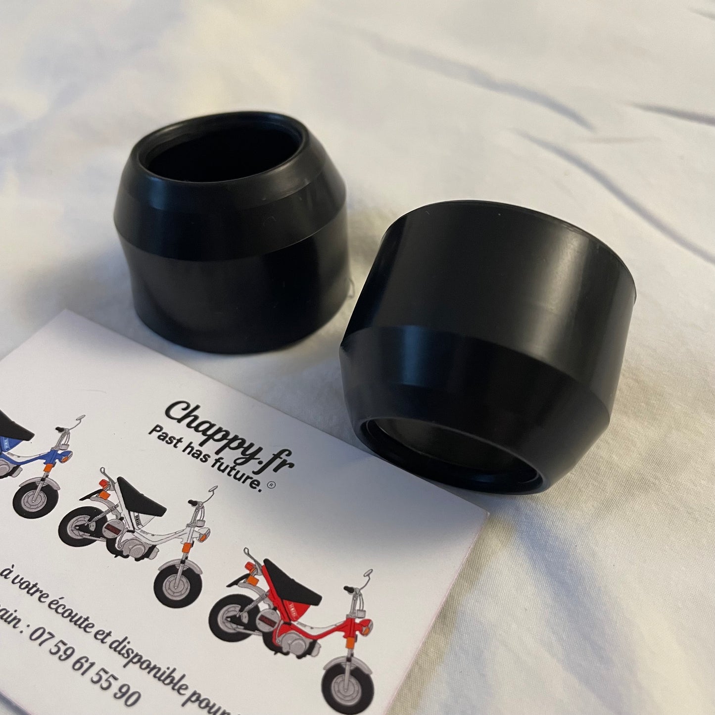 2 caches poussières fourche Chappy Yamaha