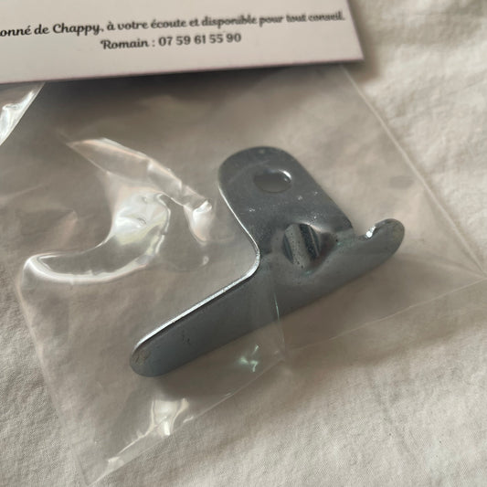 Chappy Yamaha seat hinge stop