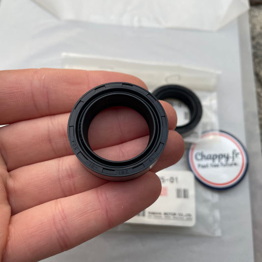 2 Chappy Yamaha fork oil seals