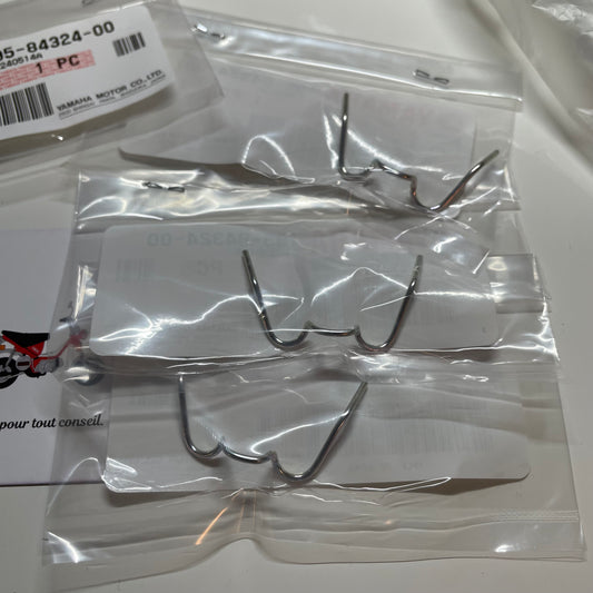 3 Chappy Yamaha headlight clips