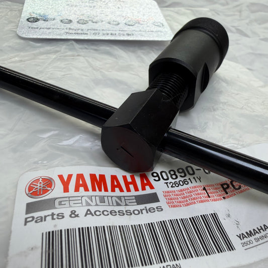 Outil officiel Yamaha - arrache volant magnétique