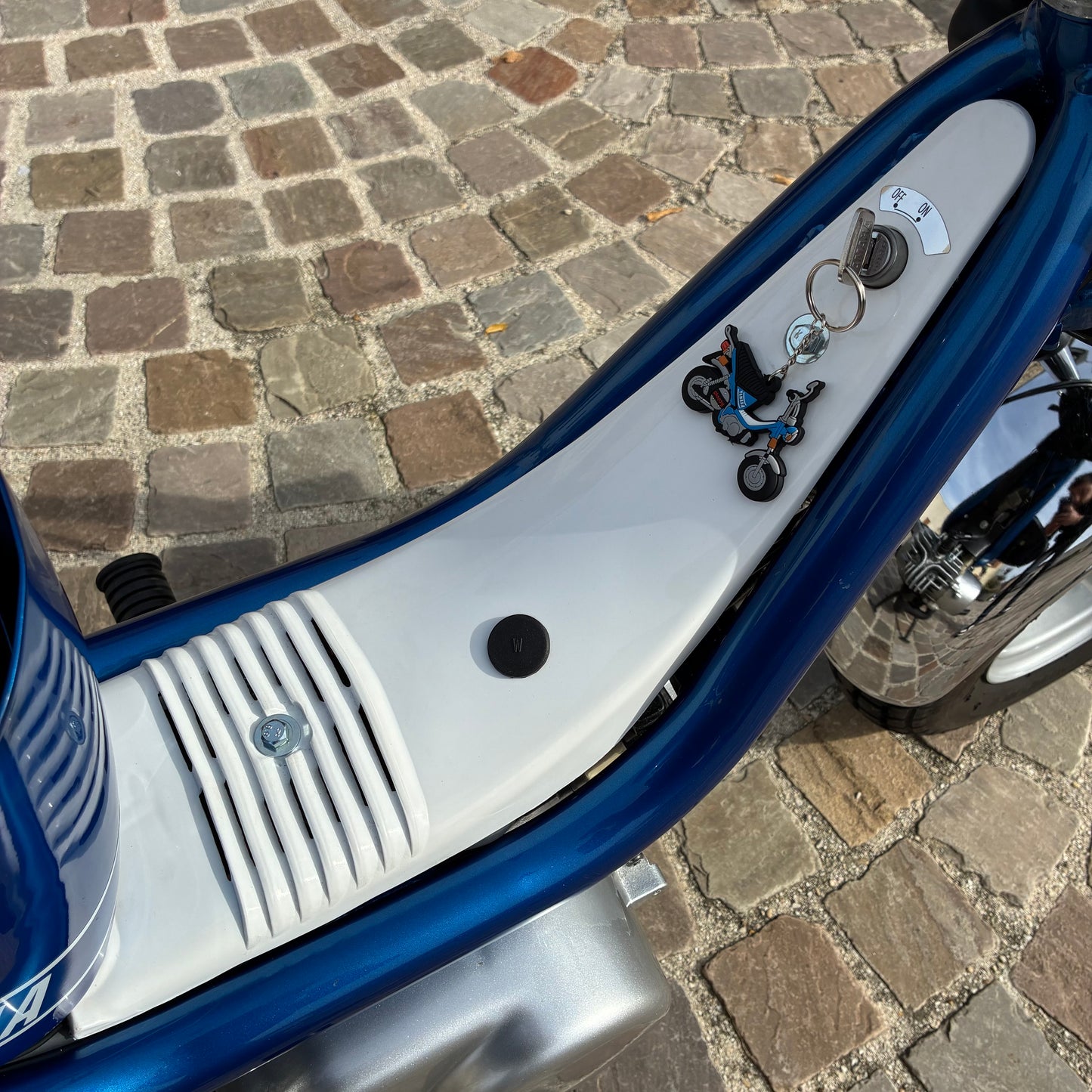 Chappy 13F - Bleu métallisé