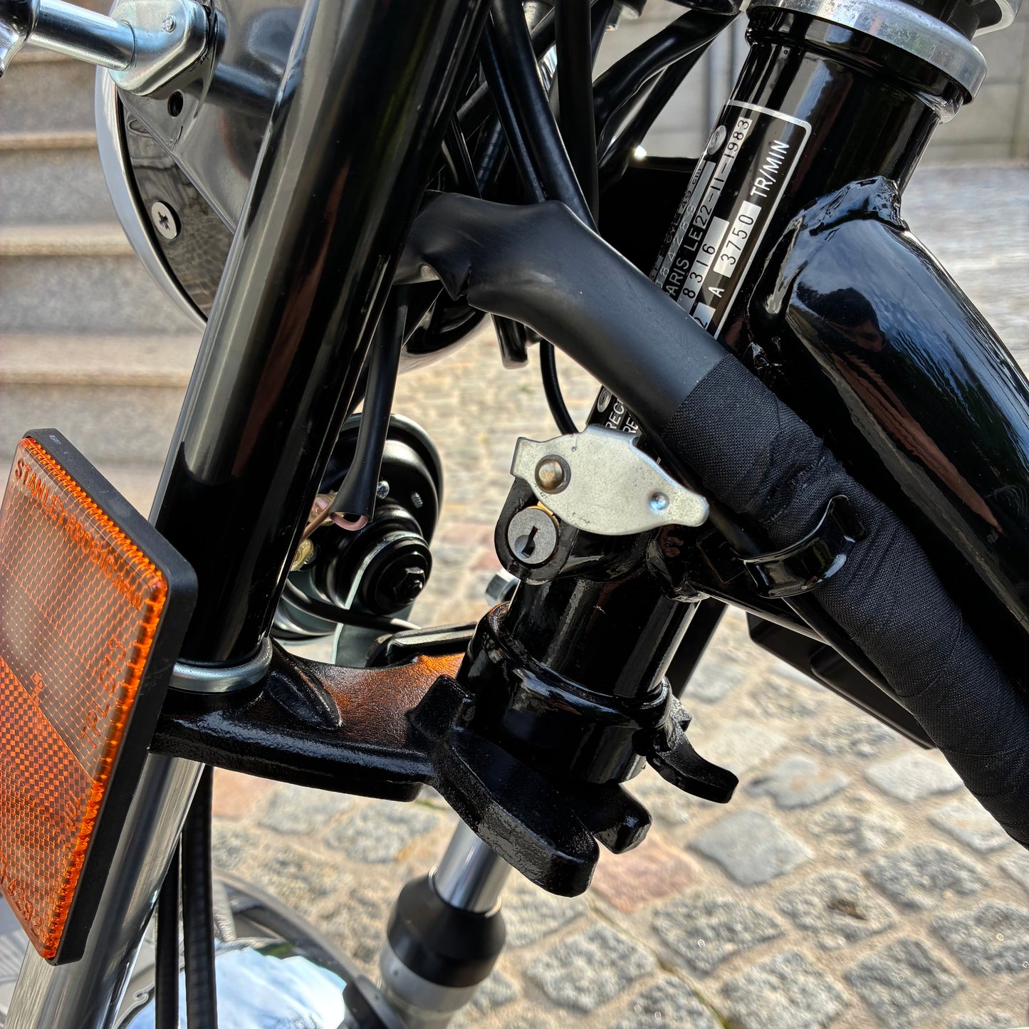 Chappy 13F - Black (Vendu)