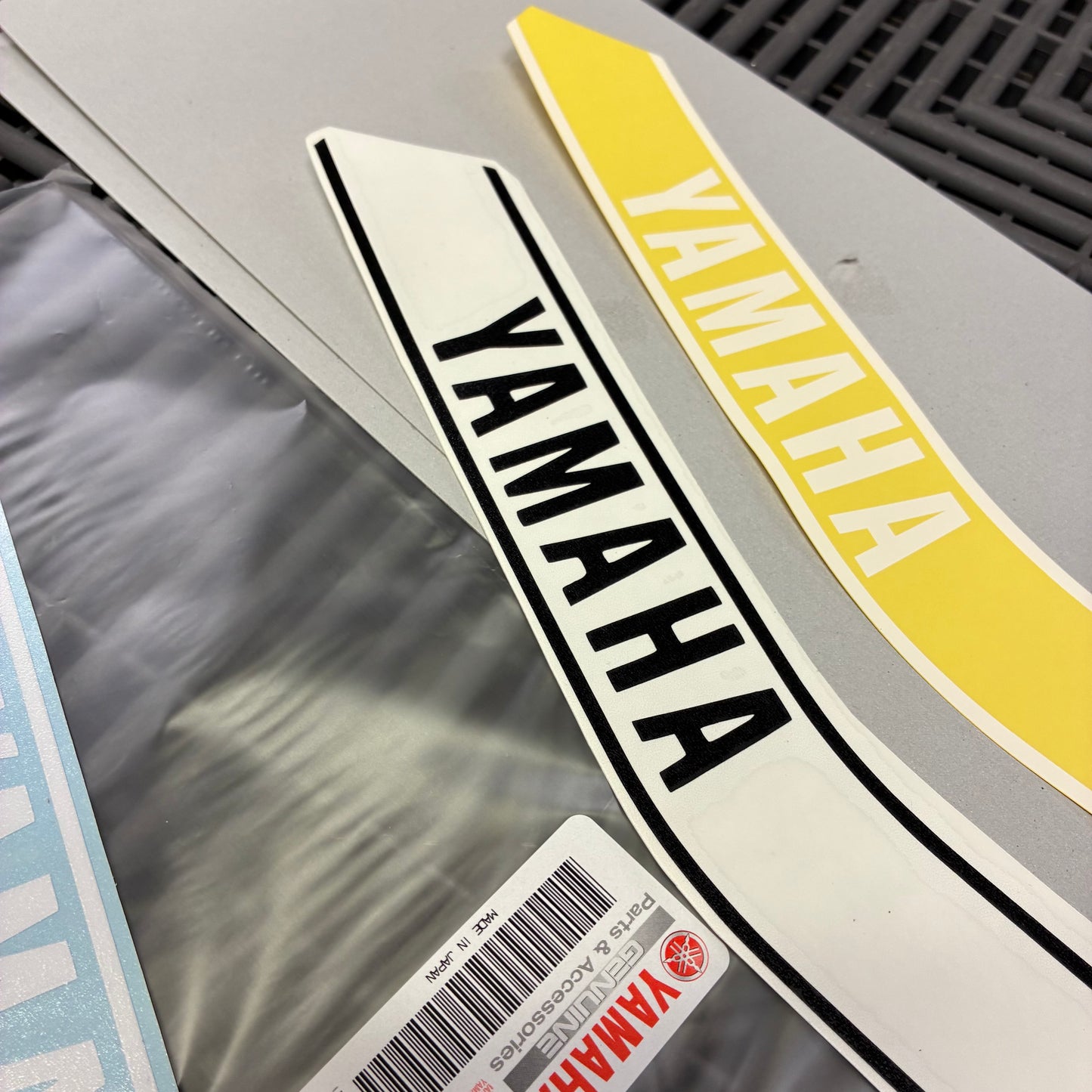 Chappy Yamaha battery cover sticker