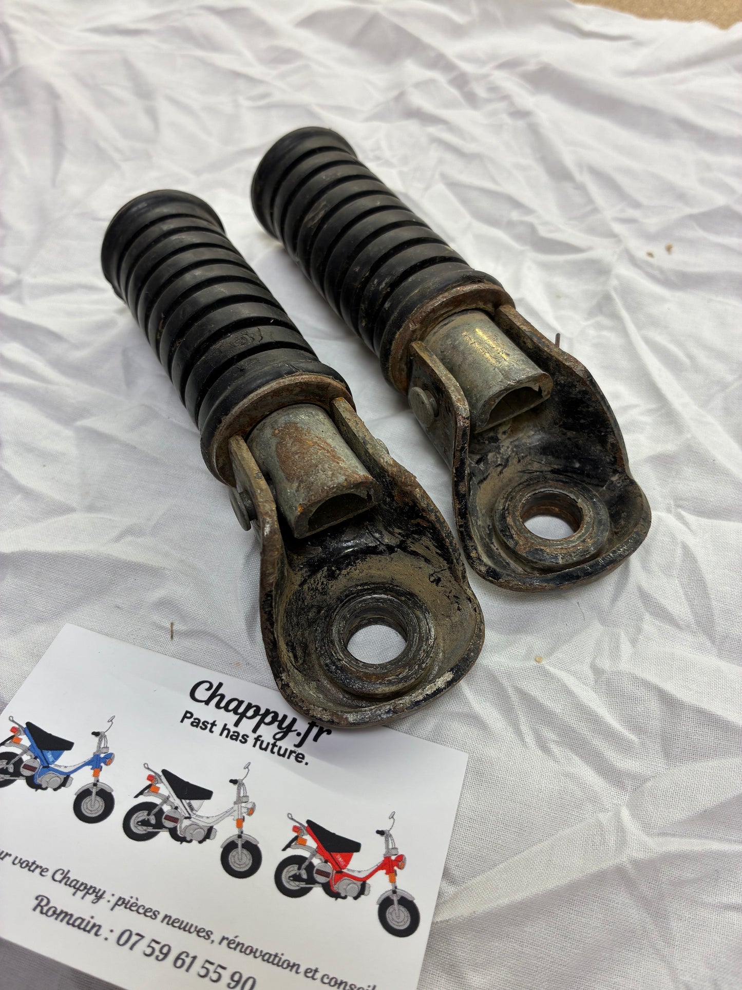Chappy Yamaha rear footrests