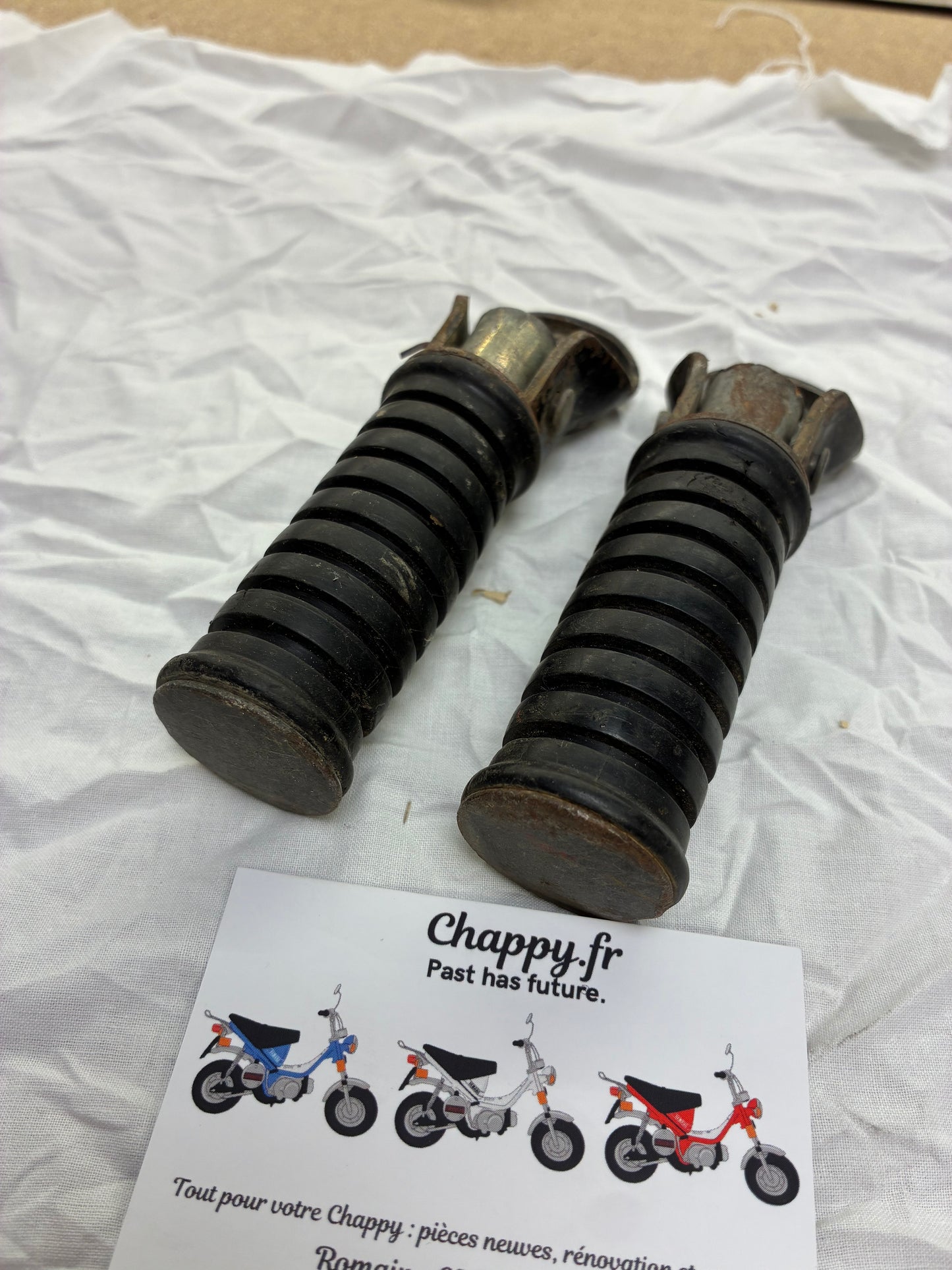 Chappy Yamaha rear footrests